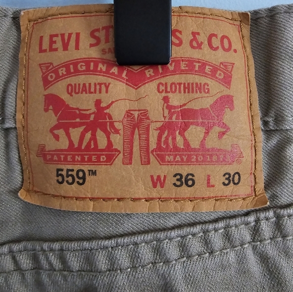 Levi's Tan Straight Jeans Versatile Everyday Wear - Picture 3 of 4